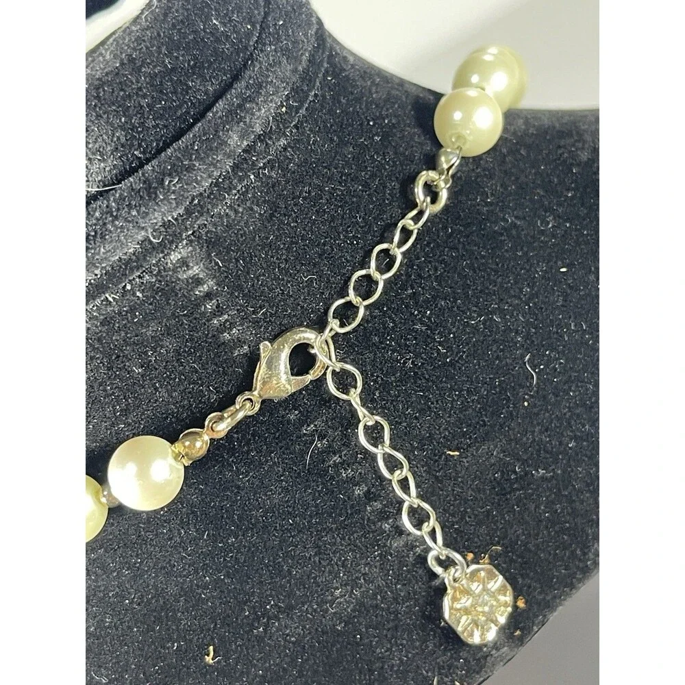 Vintage Style Faux Pearl & Gold Tone Bead Chunky Statement Necklace 18